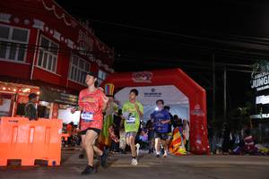 BIB: 3794
                            <button type="button" onclick="openModal(26259129)" class="btn btn-primary btn-sm float-right btn-popup" data-toggle="modal" data-target=".modal-high-quality">
                        <i class="fas fa-shopping-cart"></i> Add to Cart
                    </button>
                                            <button type="button" onclick="isThisMe(26259129, true)" class="btn btn-success btn-sm float-right btn-popup btn-isme hidden" data-toggle="tooltip" data-placement="bottom" title="นี่คือรูปของคุณใช่ไหม คลิกที่นี่เพื่อเอาเข้าอัลบั้ม">
                        <i class="fas fa-plus"></i> Add to album
                    </button>
                    <button type="button" onclick="isThisMe(26259129, false)" class="btn btn-warning btn-sm float-right btn-popup btn-isnotme hidden">
                        <i class="fas fa-ban"></i> Remove from album
                    </button>